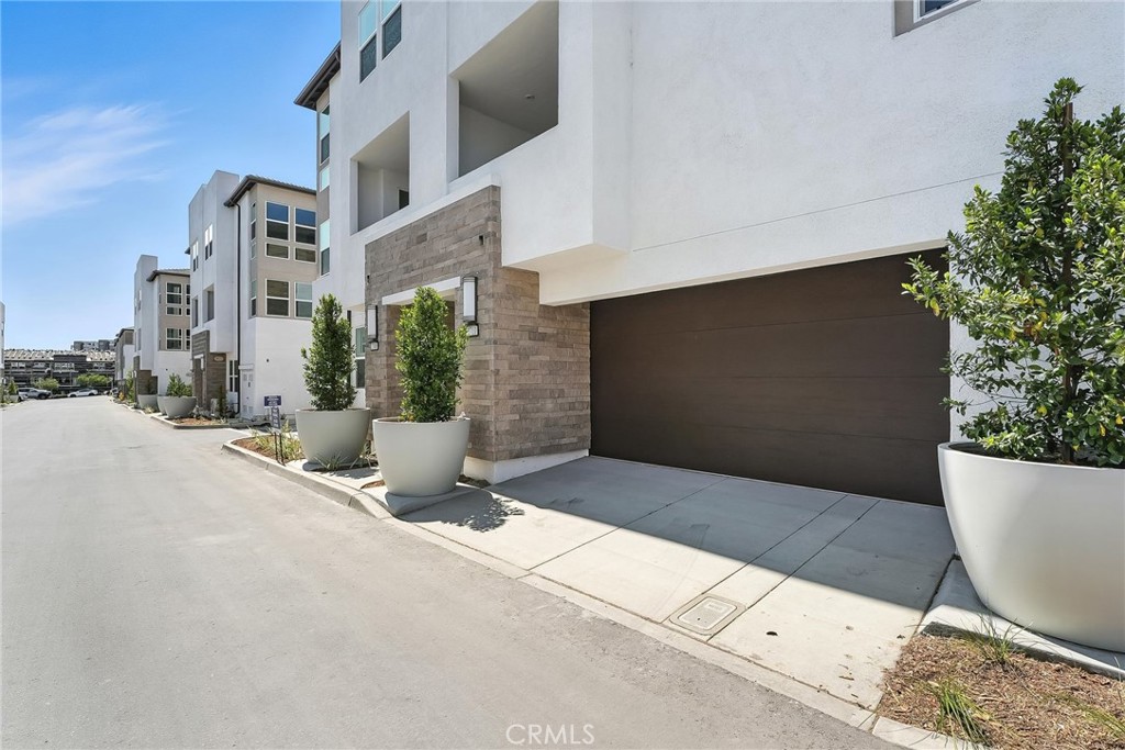 2710 Everly Drive