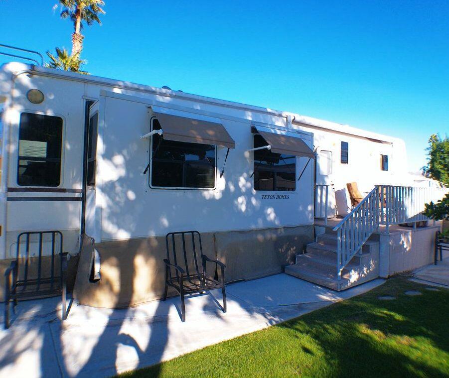 Rancho Casa Blanca - Manufactured In Park