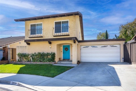 Photo of 23534 Via Castanet, Valencia, CA 91355 (MLS # SR26202144)