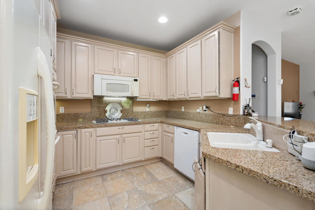 Sun City Shadow Hills (30921) - Residential