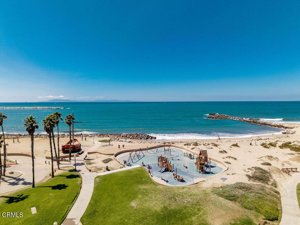 Pierpont/Ocean Front - 0276 - Residential
