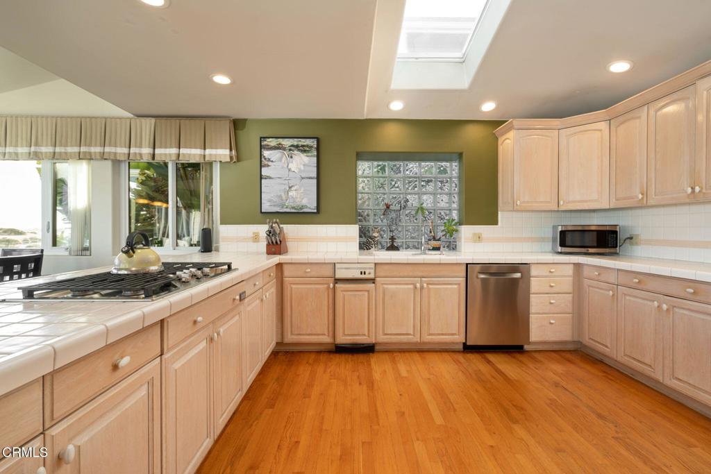 Pierpont/Ocean Front - 0276 - Residential