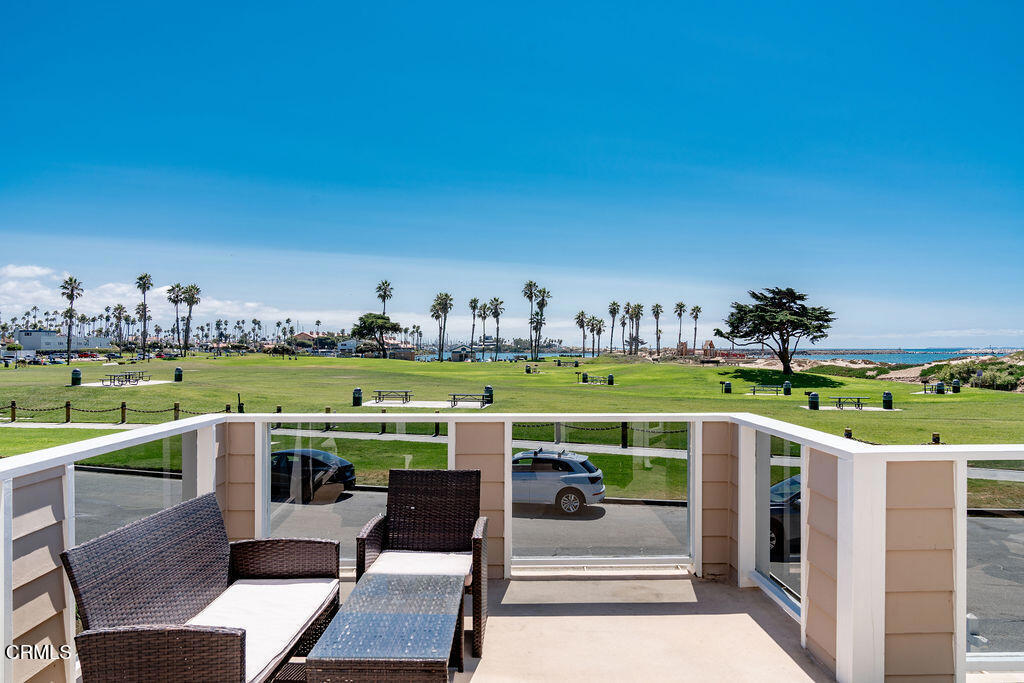 Pierpont/Ocean Front - 0276 - Residential