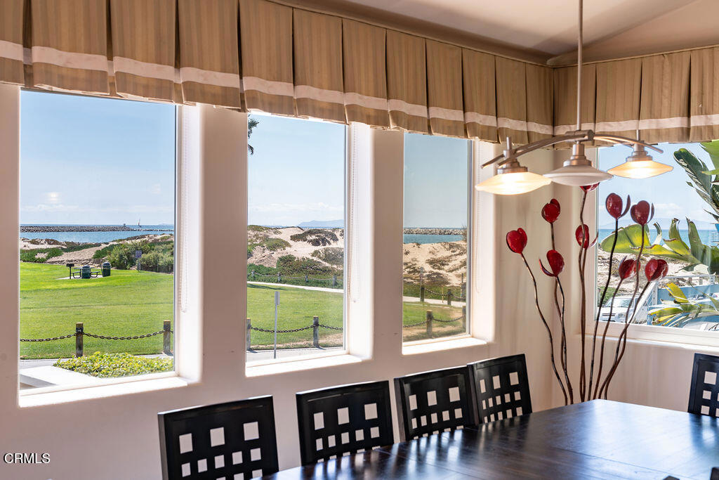 Pierpont/Ocean Front - 0276 - Residential