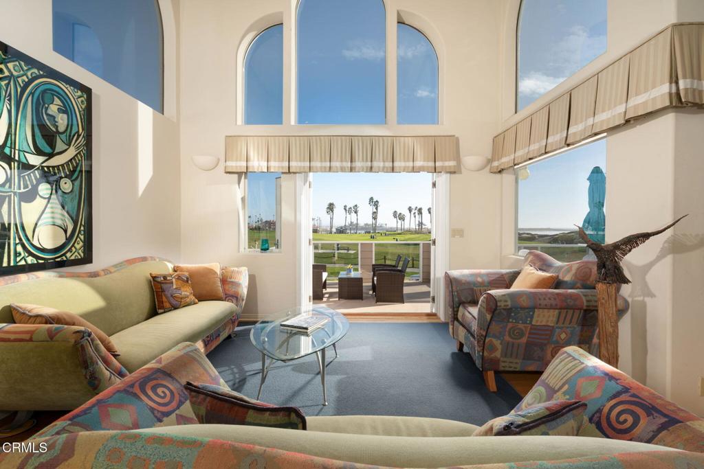 Pierpont/Ocean Front - 0276 - Residential