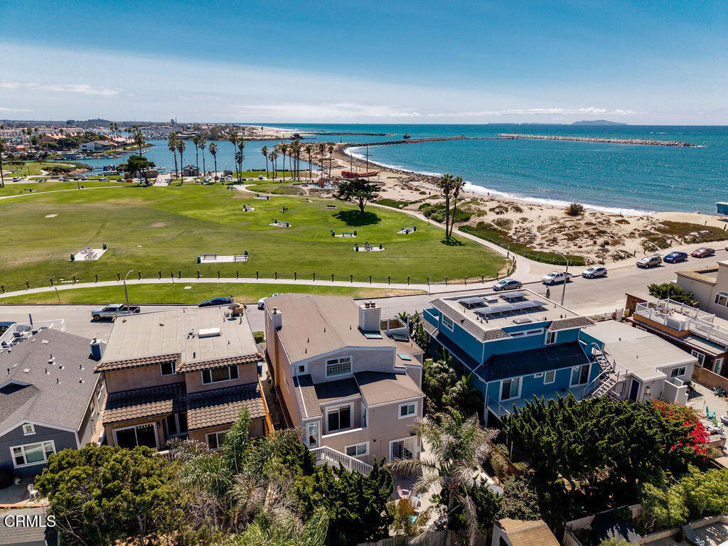 Pierpont/Ocean Front - 0276 - Residential