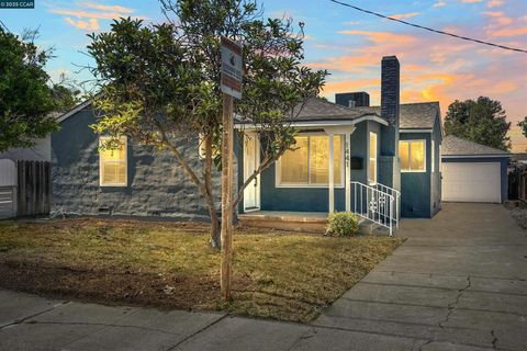 Photo of 1441 Middlefield Ave Ave, Stockton, CA 95204 (MLS # 41115715) Photo of 1441 Middlefield Ave Ave, Stockton, CA 95204 (MLS # 41115715)