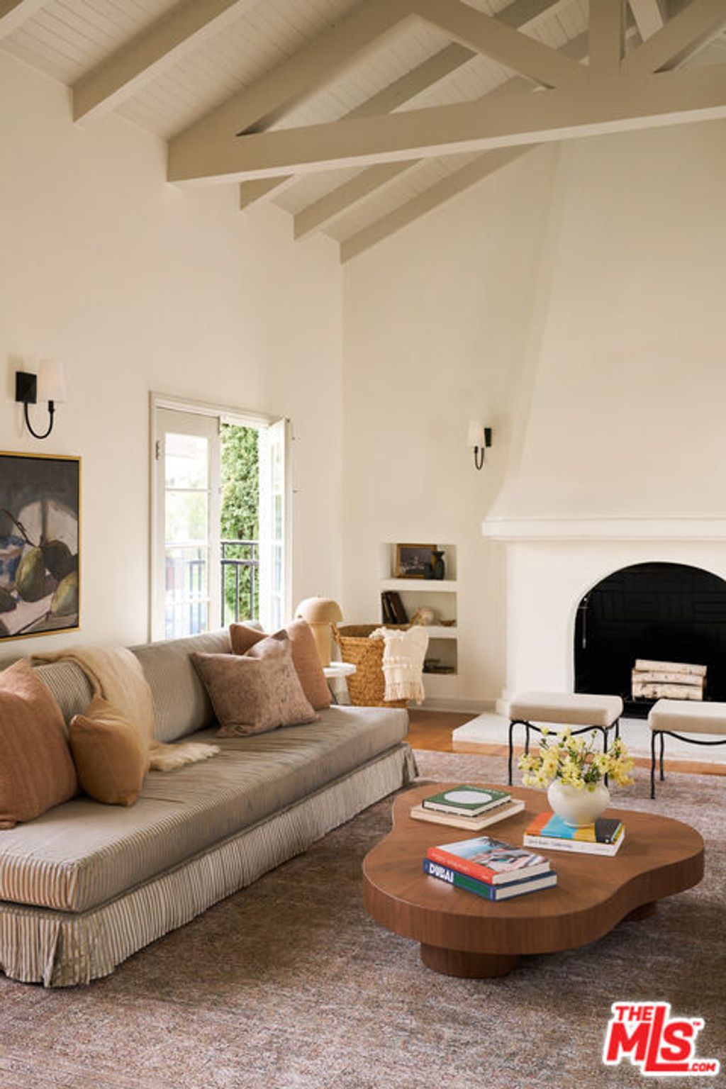 Photo of 923 S Ogden Drive, Los Angeles, CA 90036 (MLS # 26665223)