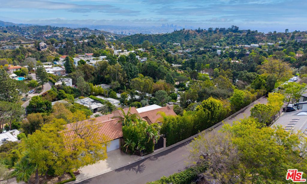 Photo of 2480 Briarcrest Road, Beverly Hills, CA 90210 (MLS # 26660077)