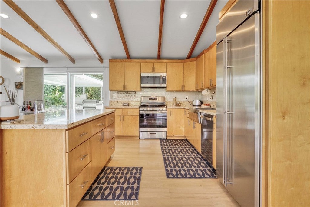 Photo of 3839 Davana Road, Sherman Oaks, CA 91423 (MLS # SR26024426)