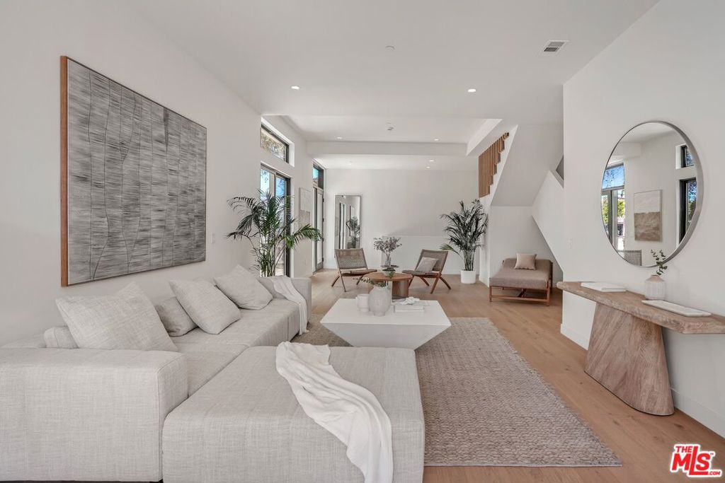3808 College Ave 1