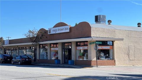 Photo of 300 E La Habra Boulevard, La Habra, CA 90631 (MLS # CV25280932)