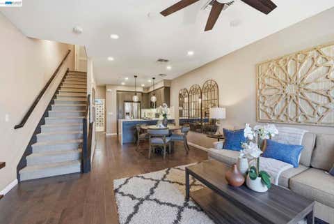 Photo of 4119 Peralta Blvd Blvd, Fremont, CA 94536 (MLS # 41132004)