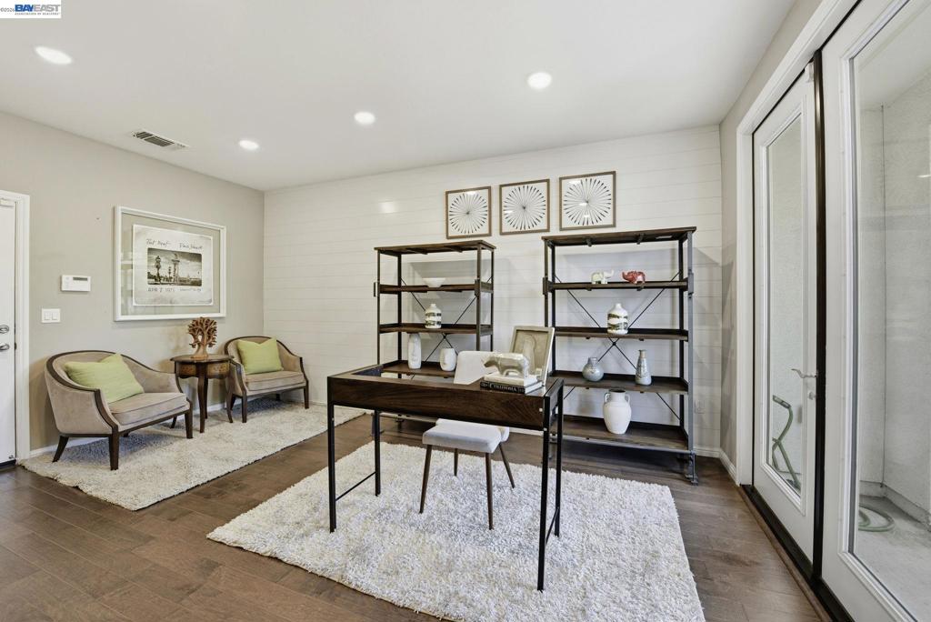 4119 Peralta Blvd