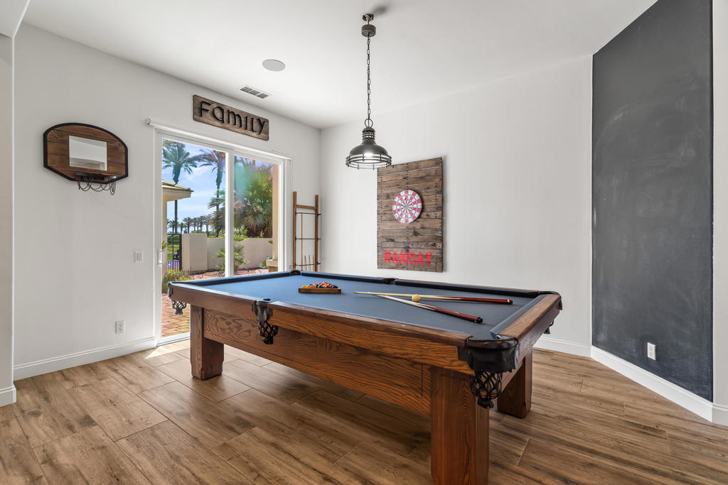 Mountain View CC - Residential