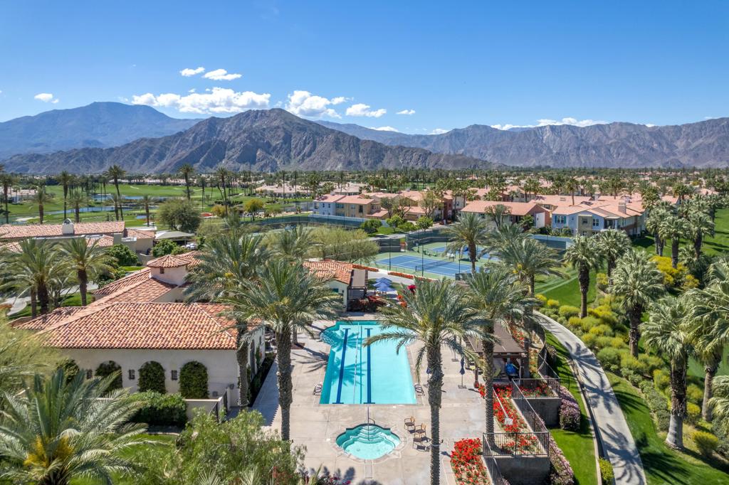 Mountain View CC - Residential