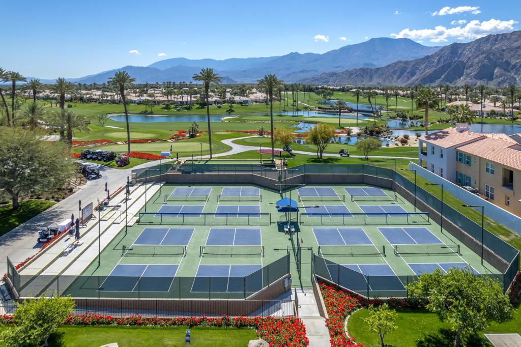 Mountain View CC - Residential