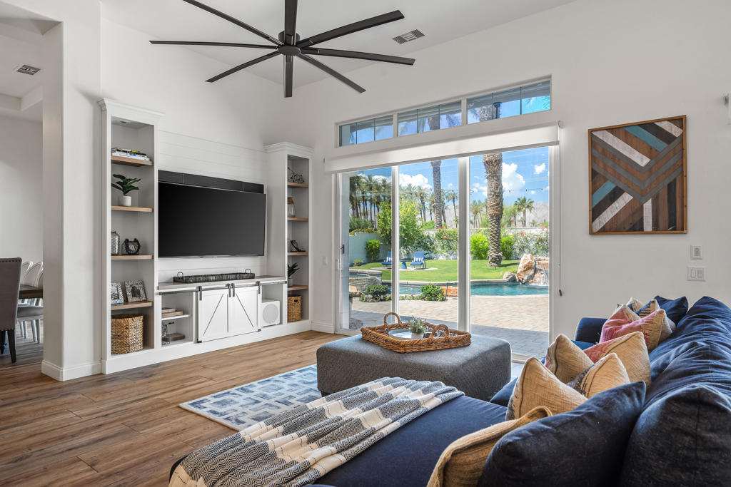 Mountain View CC - Residential