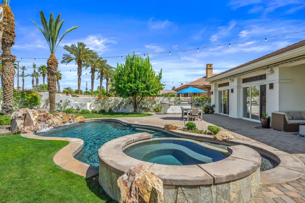 Mountain View CC - Residential