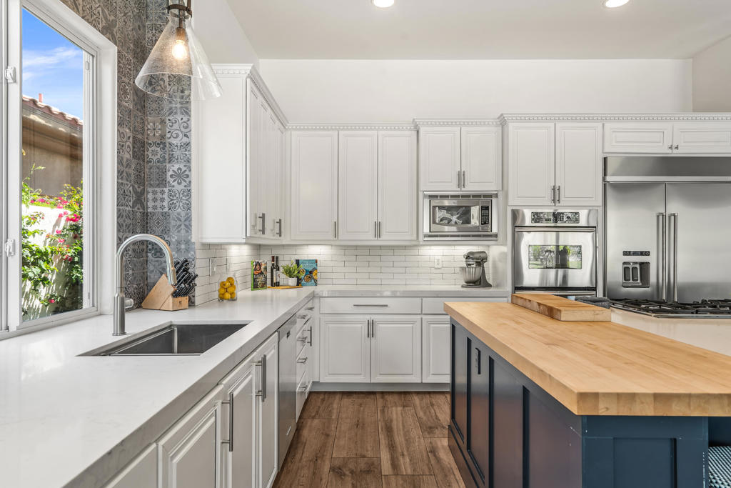Mountain View CC - Residential