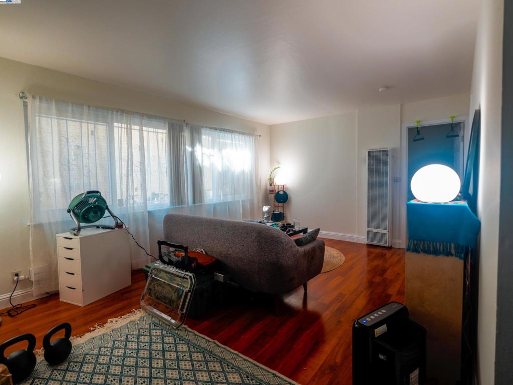 PIEDMONT - Residential Income