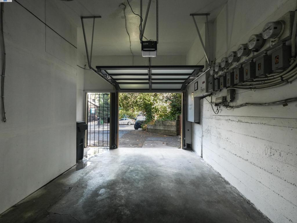 PIEDMONT - Residential Income