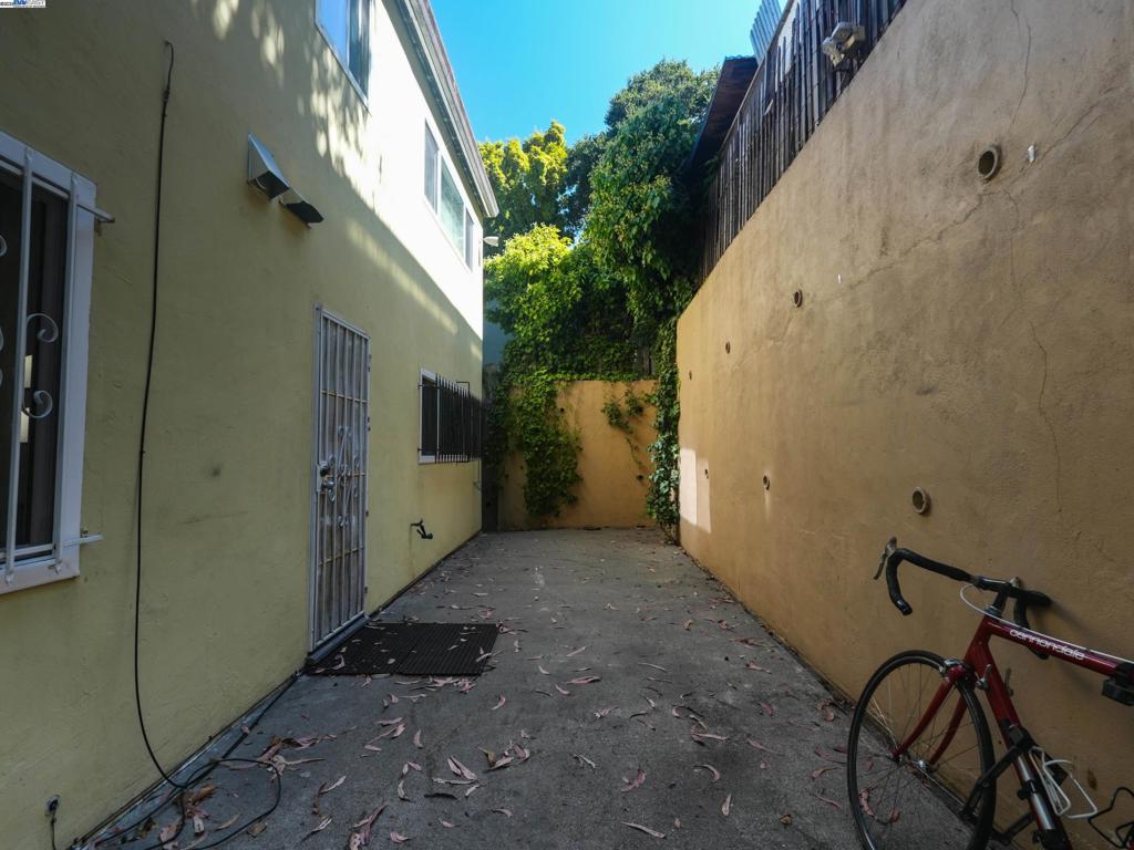 PIEDMONT - Residential Income