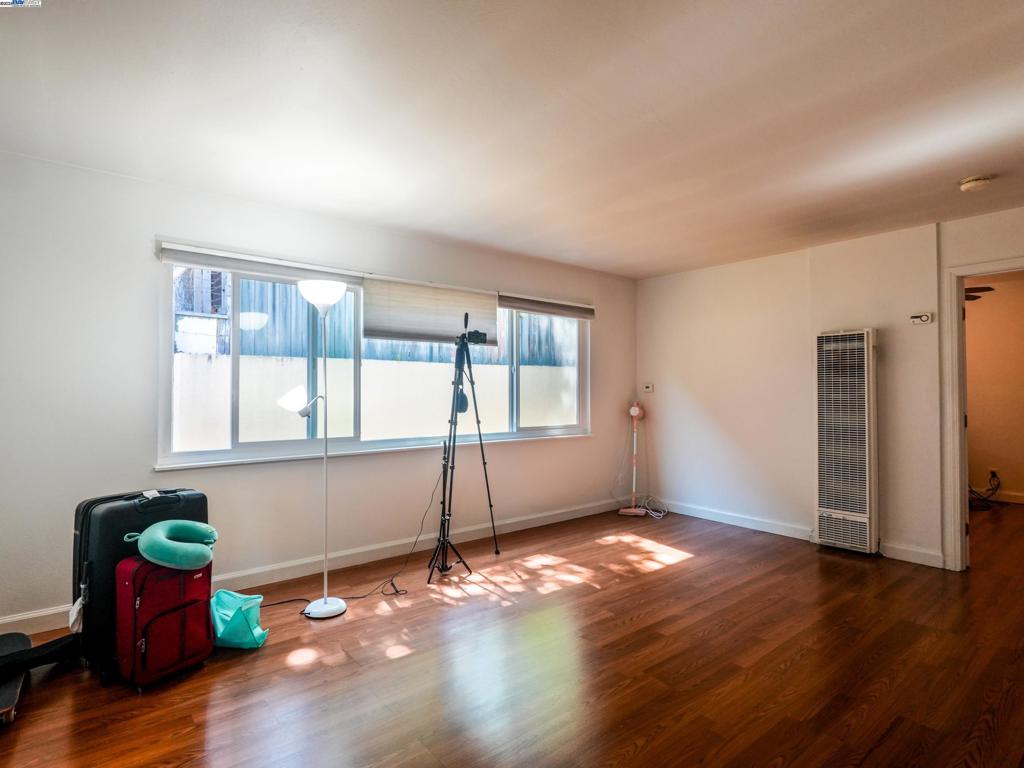 PIEDMONT - Residential Income