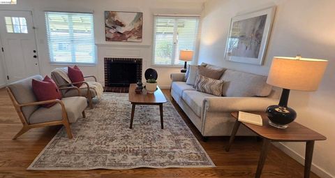 Photo of 1142 Oakwood Ave Ave, Vallejo, CA 94591 (MLS # 41126836)