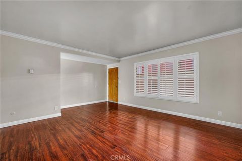 Photo of 810 Edgewood Street #105, Inglewood, CA 90302 (MLS # SB25172828)