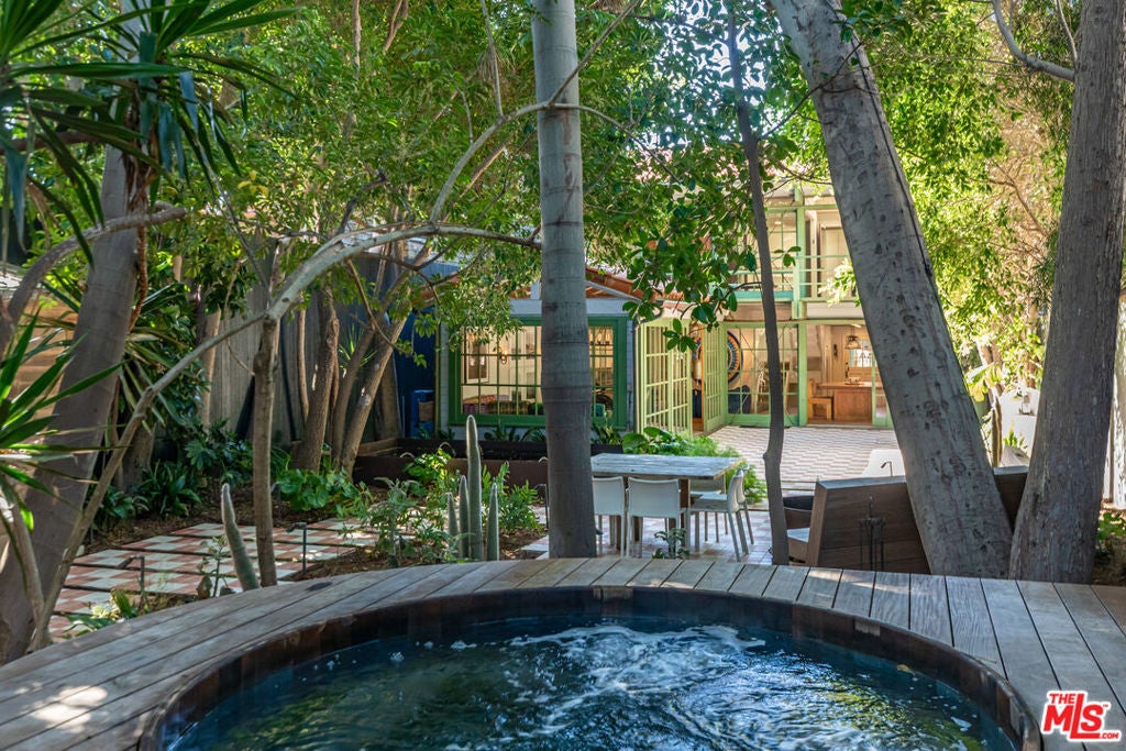23441 Malibu Colony Road