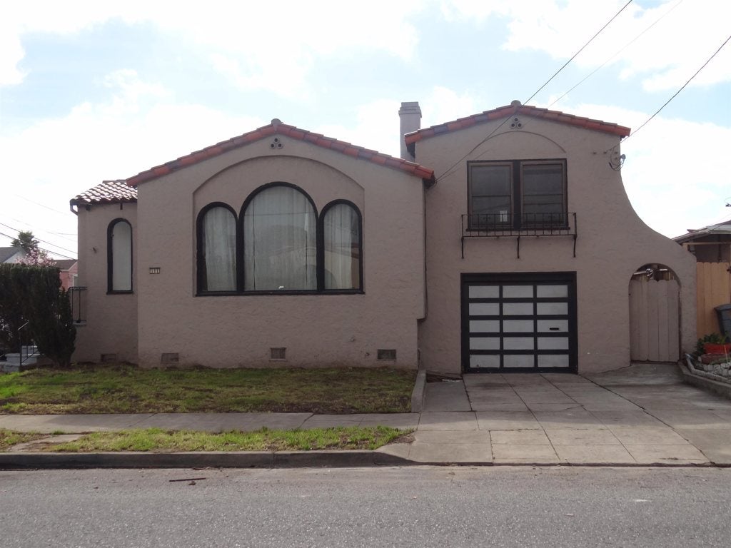596 Walnut St St, San Bruno CA 94066