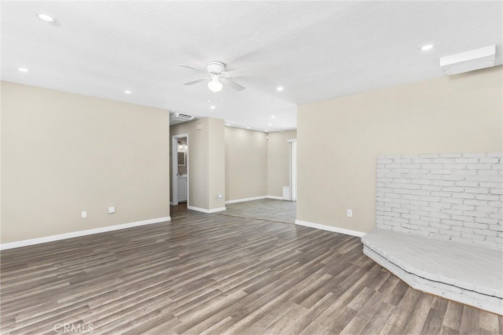 Photo of 60425 Alta Mura Drive, Joshua Tree, CA 92252 (MLS # IG26029607)