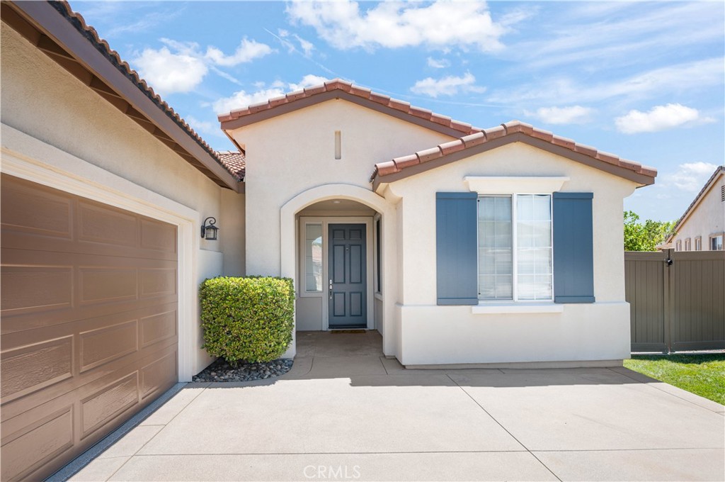 37854 Oxford Drive