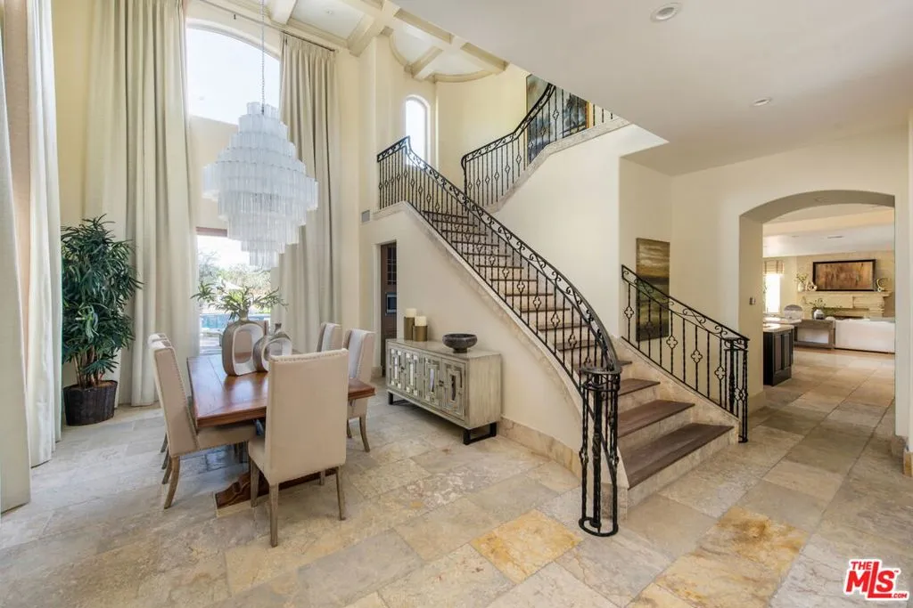 Yorba Linda, California 92886, United States, 7 Bedrooms Bedrooms, ,8 BathroomsBathrooms,Residential,Active,4985