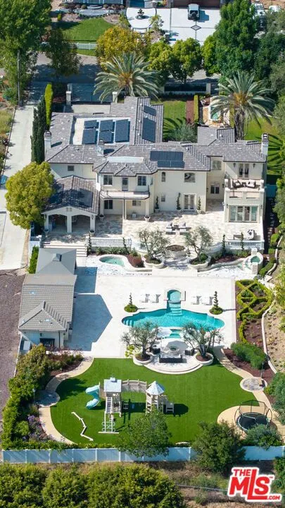 Yorba Linda, California 92886, United States, 7 Bedrooms Bedrooms, ,8 BathroomsBathrooms,Residential,Active,4985