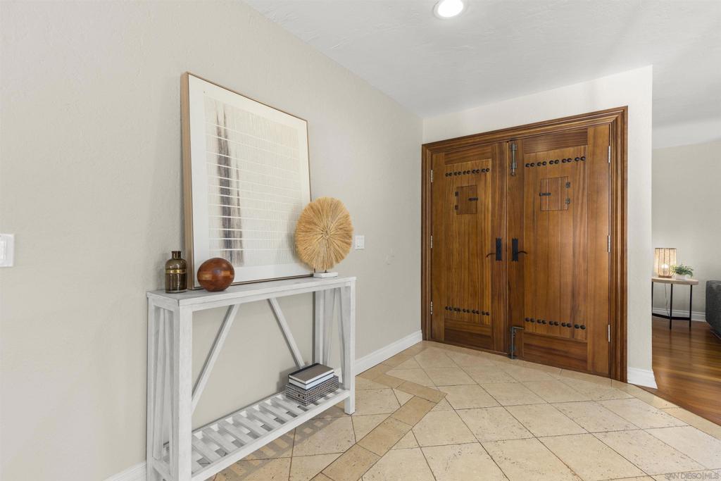 1510 Orangeview Dr 1-2