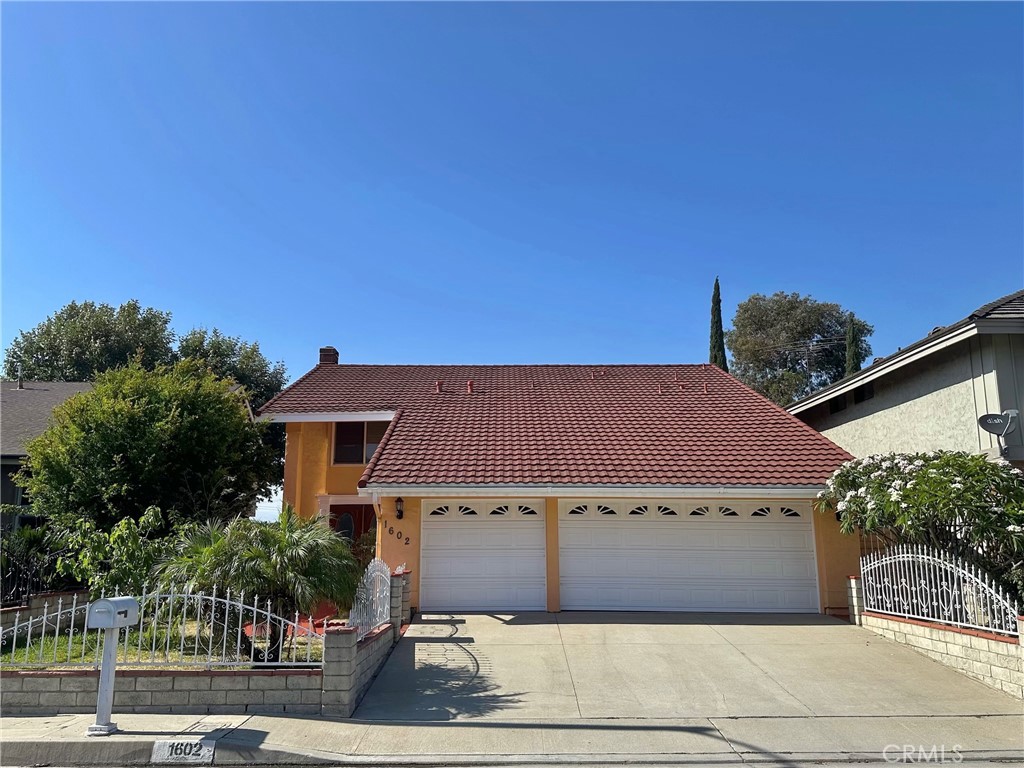 Welcome to one of Montebello’s most desirable neighborhoods. This spacious 4-bedroom, 2.5-bathroom single-family home offers a flexible layout and standout features perfect for modern living.
The main floor welcomes you with a bright, open design featuring a large living room and a separate family room—ideal for entertaining or cozy nights in. The open-concept kitchen seamlessly connects to the family room, creating a comfortable and connected space for everyday life.
Upstairs, all four bedrooms are thoughtfully positioned for privacy. The highlight is a unique enclosed sunroom that connects the primary suite and a secondary bedroom—each with its own sliding door access to this versatile space. Use it as a peaceful retreat, home office, gym, or bonus lounge area filled with natural light.
The home also boasts an expansive 3-car garage offering ample parking and storage, a beautifully designed low-maintenance backyard featuring elegant tile and cement flooring with no grass to mow, and a covered patio area perfect for year-round outdoor dining and relaxation.
Located just minutes from Costco, restaurants, the mall, and easy access to the 60 freeway, this home offers the perfect balance of space, location, and lifestyle.