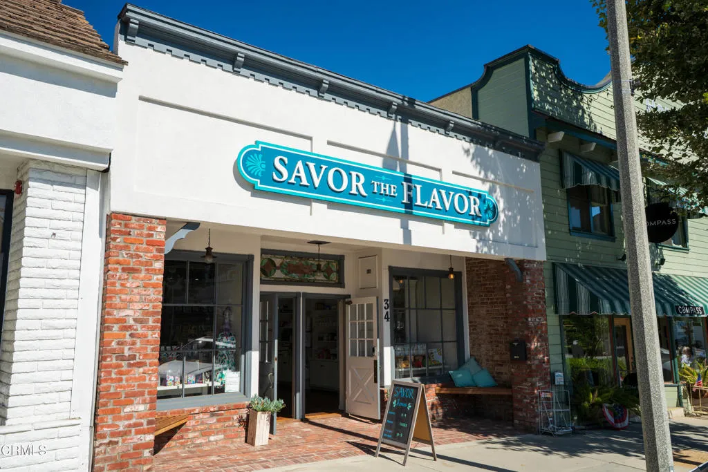 Sierra Madre, California 91024, United States, 3 Bedrooms Bedrooms, ,3 BathroomsBathrooms,Residential,Active,200839