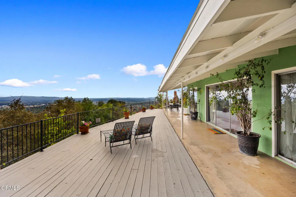 Sierra Madre, California 91024, United States, 3 Bedrooms Bedrooms, ,3 BathroomsBathrooms,Residential,Active,200839