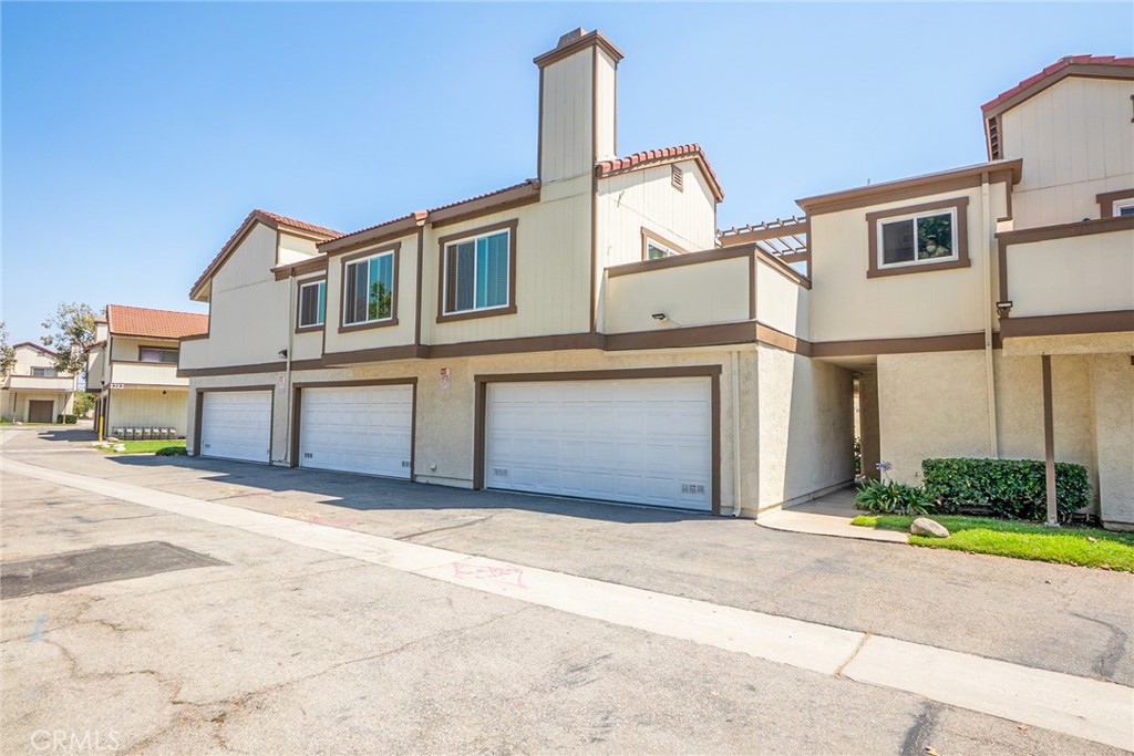 Don’t miss your chance to own this charming 2-bedroom condo in the highly sought-after Cimarron Oaks gated community! Featuring an open and spacious floor plan, this home boasts two generous outdoor spaces — a large balcony off the master suite and an expansive patio/balcony connected to the main living area, perfect for indoor-outdoor entertaining. Inside, enjoy vinyl plank flooring throughout the living areas, a spacious kitchen, a comfortable dining room, and a large living space with a beautiful fireplace. The master bedroom is notably spacious, while the second bedroom is also generously sized, providing plenty of space for relaxing or working from home. Recent upgrades include new windows and sliding doors, as well as a newer HVAC system installed in 2019. Community amenities include a pool, spa, and tennis courts, offering plenty of opportunities for leisure and recreation. Priced to sell and won't last long — schedule your viewing today!