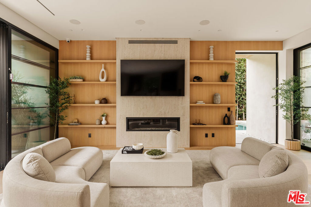 11937 Addison Street