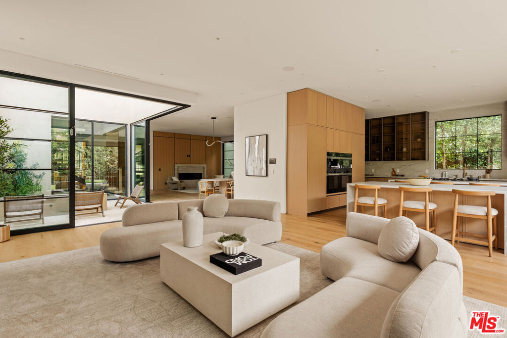 11937 Addison Street