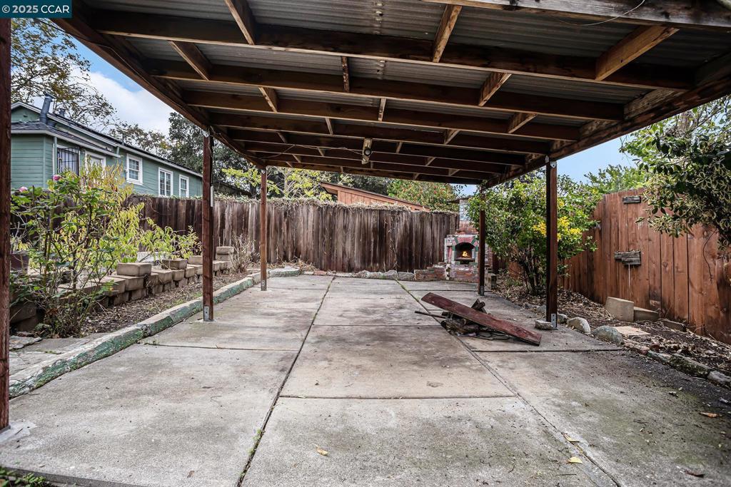 VALLEJO MANOR - Residential