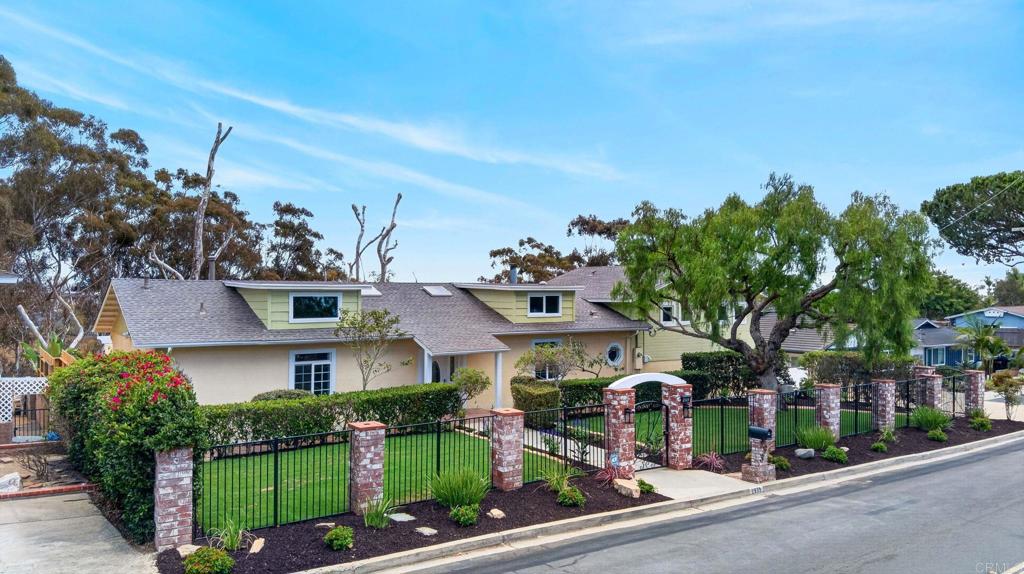 2939 Mesa Drive