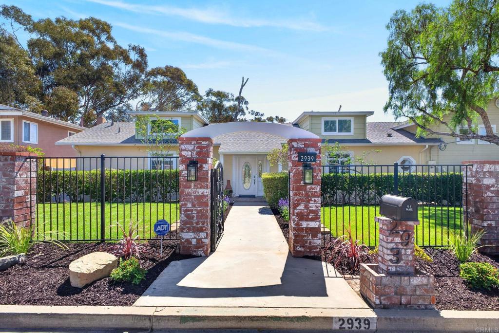 2939 Mesa Drive