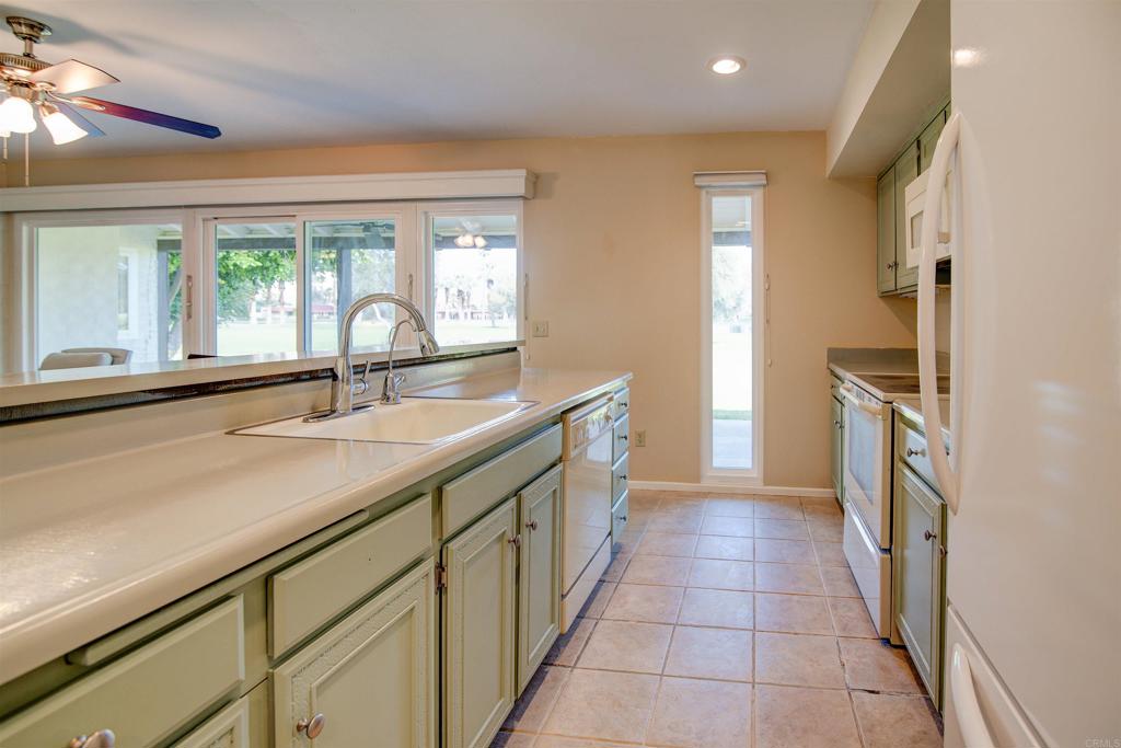 1653 Montezuma Court 10