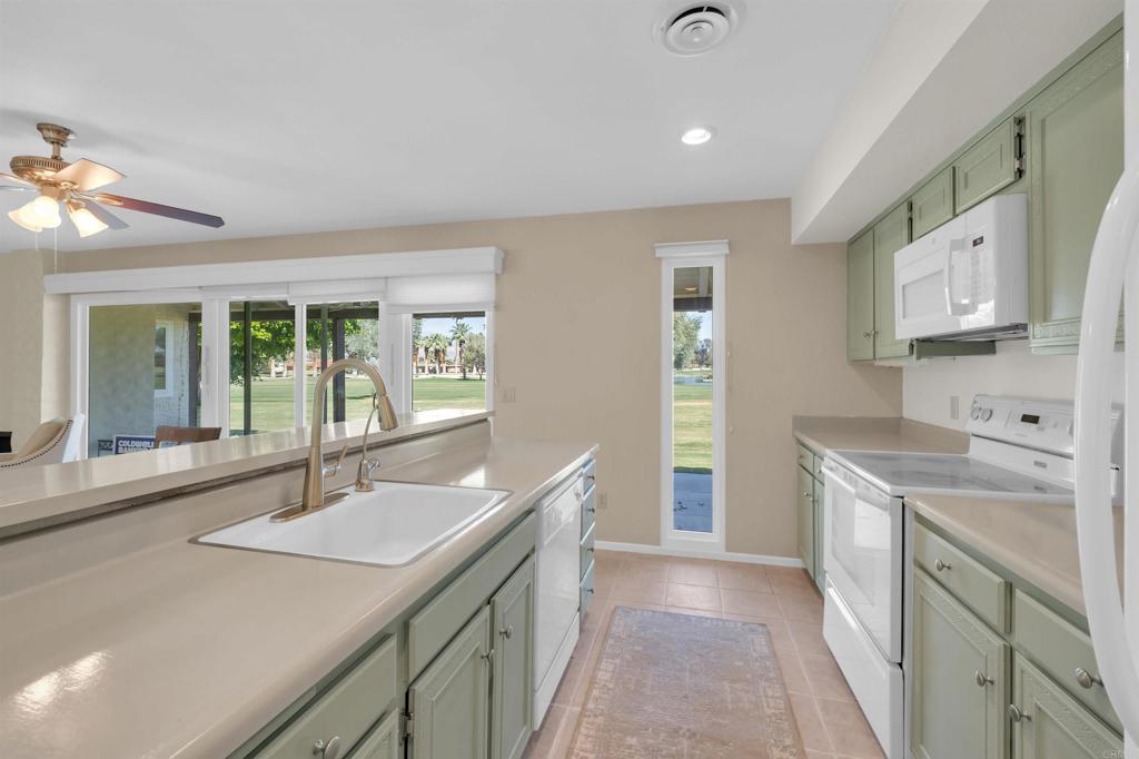 1653 Montezuma Court 10