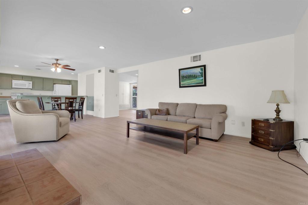 1653 Montezuma Court 10