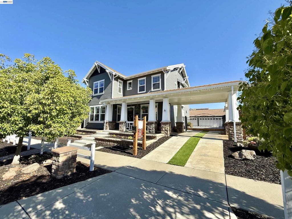 2942 San Minete Dr